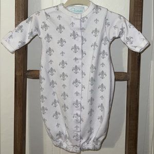 Shimoa Baby gown preemie
